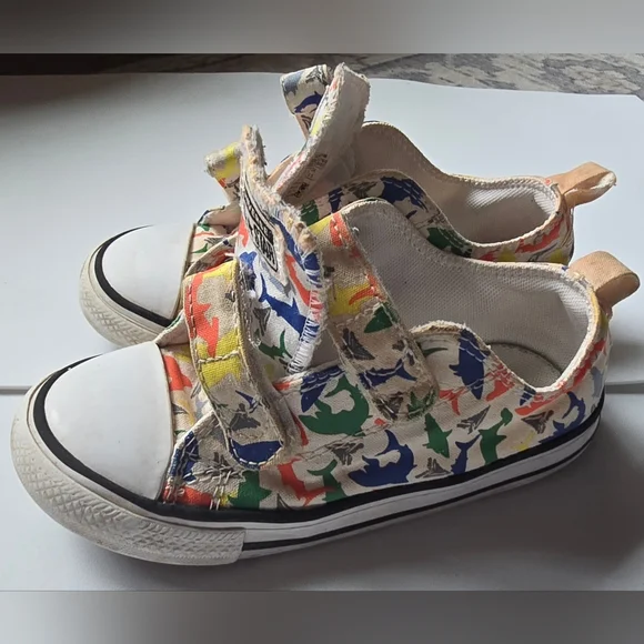 Converse Kids' Colorful Shark Print Sneakers - Picture 5 of 9